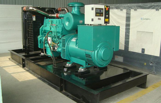 昆玉560kw康明斯柴油发电机